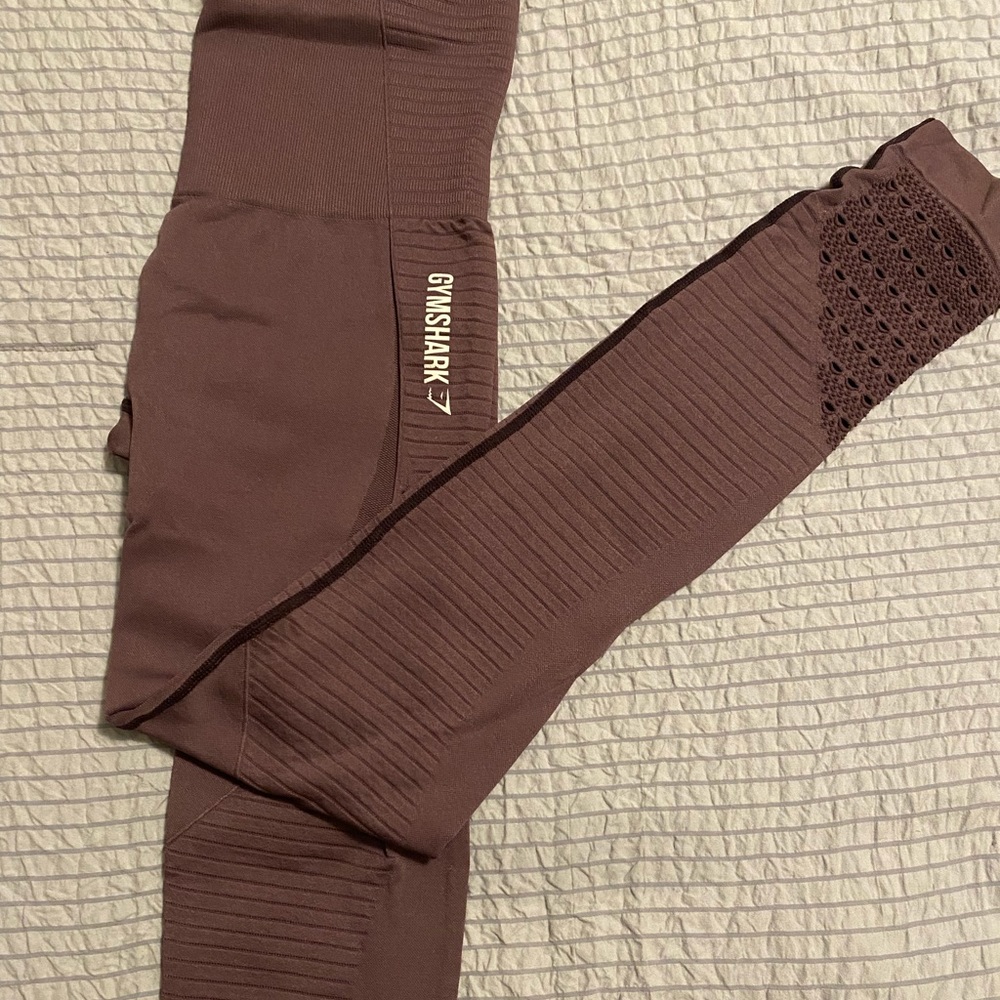 Gymshark plum leggings